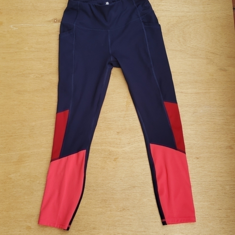 𝅺ALL in Motion Workout Leggings
